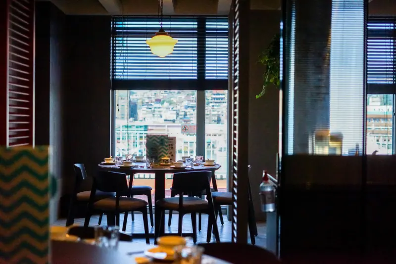 putien 莆田 基隆仁二店X魔王 基隆市 在港灣品嚐星洲料理吧 來自新加坡米其林指南一星餐廳 基隆港口東岸廣場美食餐廳推薦 內文有店家資訊