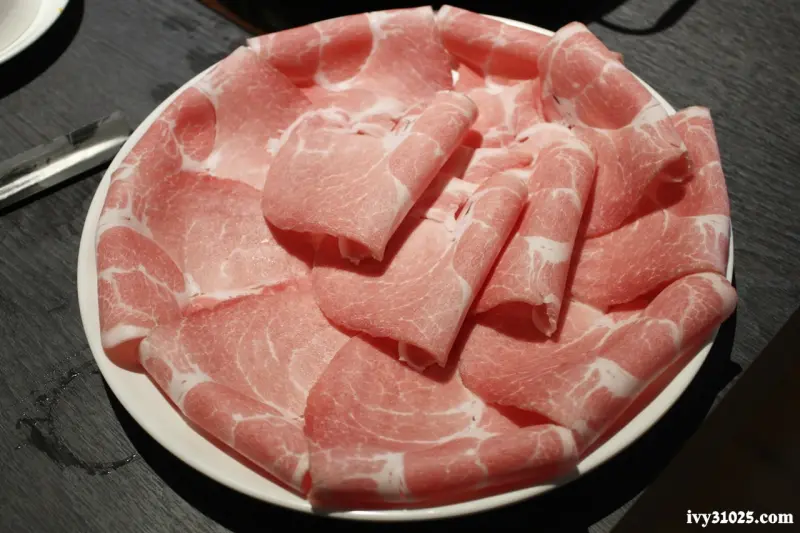 台南美食 | 方圓涮涮屋-台南崇明店 | 平價高級肉專賣 | 經典蝦爆雙人套餐 