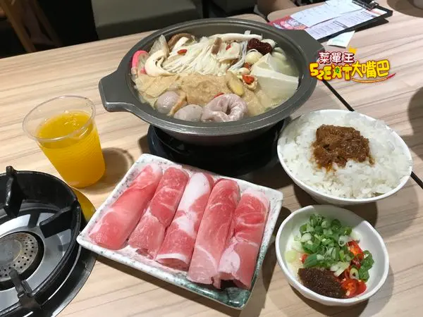 台中公益路美食火鍋》一級棒火鍋菜單價位大公開！推薦成吉思汗鍋、牛奶起司鍋、五更腸旺鍋～台中南屯必吃美食小吃餐廳推薦。