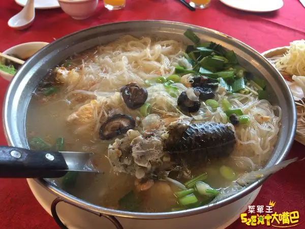 【海口味餐廳菜單價位大公開】在地人強力推薦尚青的海產店～台中必吃美食小吃餐廳推薦！招牌菜蚵仔麵線、新鮮海鮮、黑胡椒牛肉。