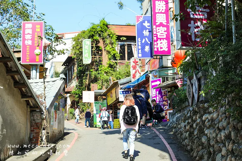 苗栗三義美食：購買請搖鈴～三義隱藏版小吃！勝興車站附近的老吳鐵馬臭豆腐