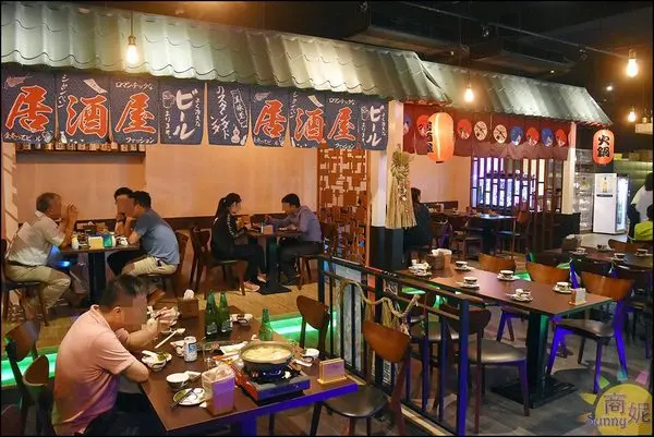 台中平價深夜食堂。岦根川居酒屋。環境棒餐點優還有漂亮景觀夜貓子最愛              
