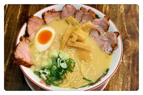 【新店美食】百壽爺日式拉麵 ~ 新店好吃的拉麵❤️新店美食/內用免費加一球麵(附菜單) - 捷運小碧潭站