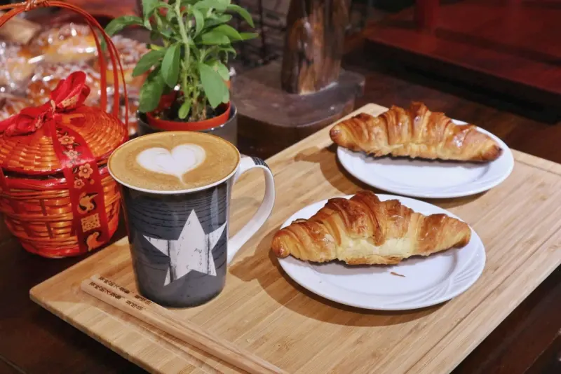 台北東區忠孝復興 | 來自星星的幸福麵包SEESTAR BAKERY，傳遞麵包真實的感動▲女子的休假計劃▼