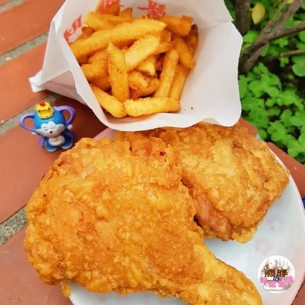 【鹿港】鹿港老街，馨雞財排隊美食，便宜又大支的雞腿肉，鮮嫩多汁，