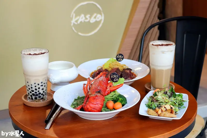 台中北屯平價義大利麵Kasgo咖司果｜波士頓龍蝦、沙朗牛排義大利麵超豐盛，咖啡輕食下午茶格子鬆餅，崇德路餐廳推薦