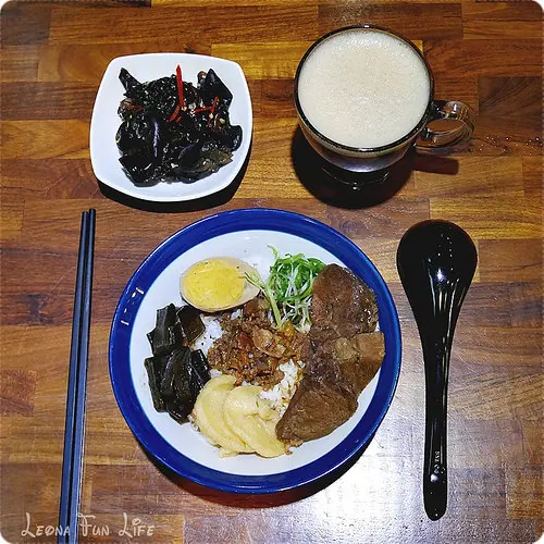 台中 西區|無名氏麵館。牛腱牛肉飯美味又大碗，搭配無名氏紅茶超對味|新店報到  