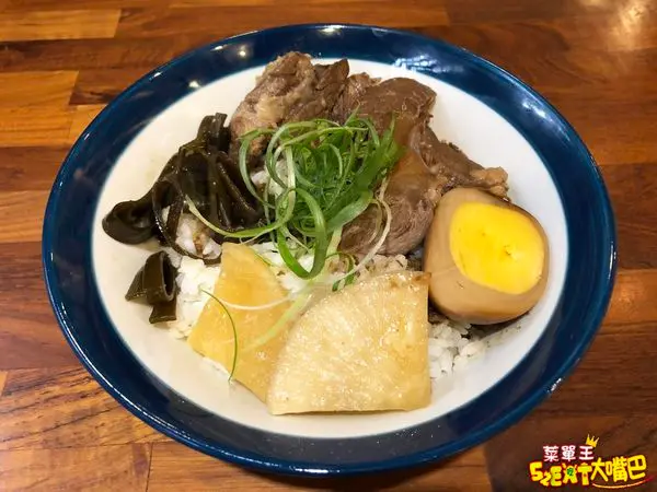 台中草悟道美食牛肉麵推薦！無名氏麵館【附菜單】~無添加物天然健康湯頭的牛肉料理~招牌菜牛腱牛肉飯、半筋半肉牛肉麵、滷汁豆腐。