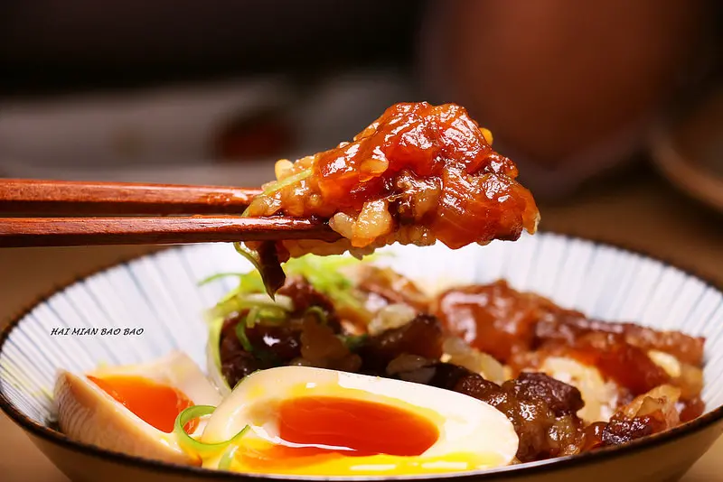 中山居酒屋『頑居酒炭火燒鳥』台灣桂丁雞VS法國殺手雞(薩索雞sasso)日式炭火燒鳥，精釀啤酒，完整菜單，近林森北路/南京西路/中山北路(捷運中山站)