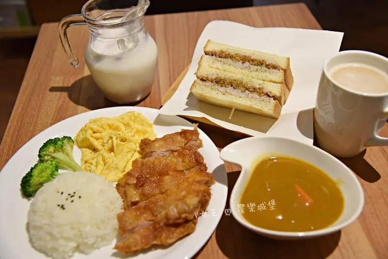 【行天宮早午餐咖啡】格沐斯咖啡 ~ 隱身於行天宮巷弄中的低調美食，店家自製咖哩讓你有家的味道，蛋塔配咖啡補充一天的精神來源，提供您現點現做的美味早午餐