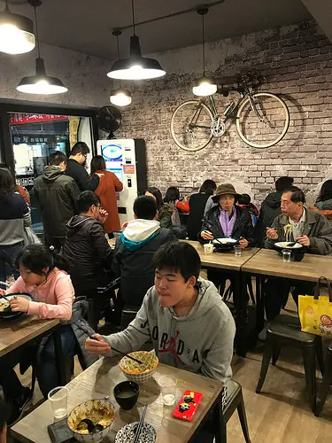 (大直)新開幕高人氣天天爆滿的百圓日式蓋飯-餓鬼食堂