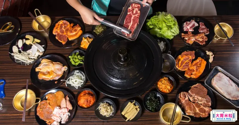 咚豬咚豬韓式烤肉吃到飽(屏東),南部首間韓式鑄鐵鍋蓋烤盤,厚切豬,牛五花,韓式小菜,冰淇淋飲料全部吃到飽