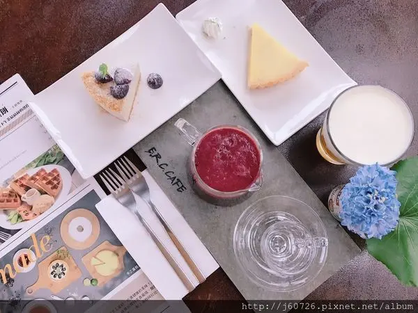 【台北內湖/美食】下雨天何處去?--ERC Cafe 阿達阿永咖啡廳內湖店☆超人氣玻璃貨櫃屋咖啡廳★IG網美打卡熱點＊用餐不限時（店內有免費WiFi）