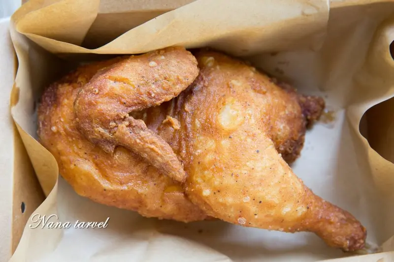 員林炸雞的行家-半雞八兩。年輕人返鄉創業,炸雞皮薄鮮嫩多汁,吮指回味無窮,中午就能吃的到 - Nana愛旅行札記