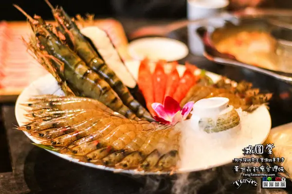 捌圓堂環球A8店【龜山美食】|桃園龜山機場捷運A8站麻辣鍋(GlobalMall環球購物中心美食)；高檔和牛龍蝦帝王蟹鍋物專賣店。        
      