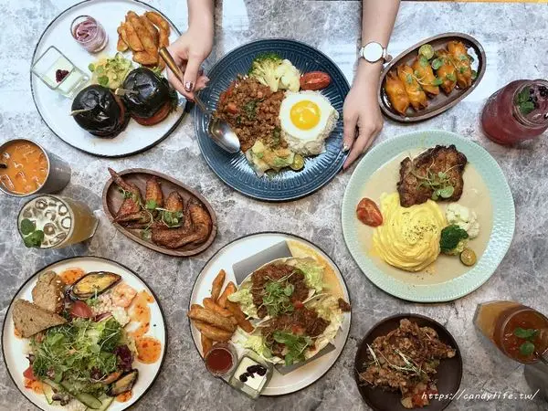 台中美食│N.N. Thai Thai〃東海商圈泰式料理推薦!!文青好拍，餐點也好好吃，讓人一訪再訪~        
      