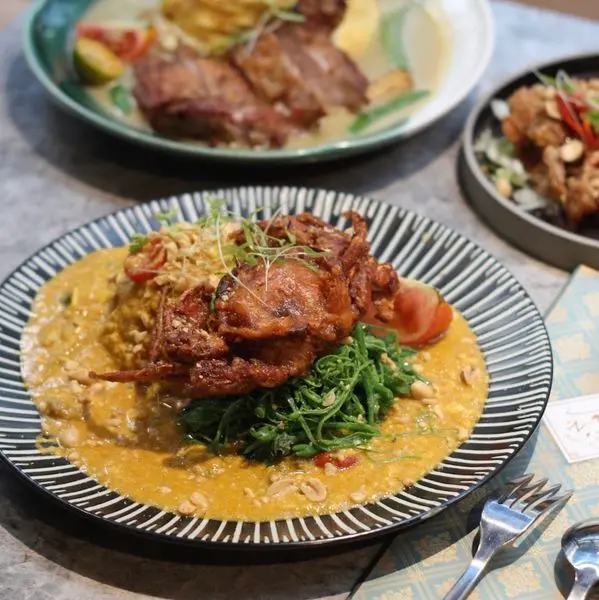 台中美食｜N.N. ThaiThai-網美森林系餐廳，最推泰式椒麻雞