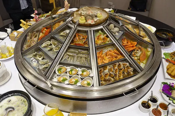 土城御廚巨籠宴，公司聚餐/家庭聚會/尾牙/春酒推薦海鮮餐廳，新北宴客餐廳推薦，高檔海鮮蒸的氣派又鮮美