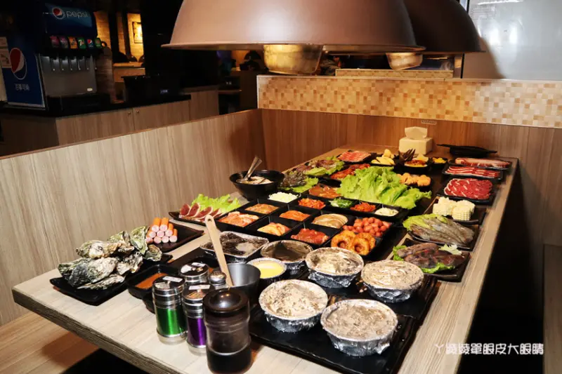 新竹大遠百附近超狂海陸吃到飽！愛烤愛對囉新竹店，壽星生日優惠 - ㄚ綾綾單眼皮大眼睛