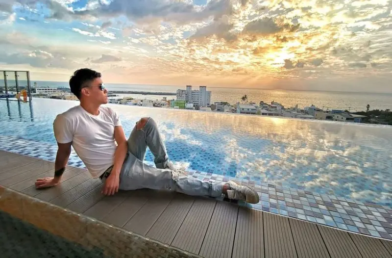 屏東枋寮。住宿│枋客文旅.海天一線星空泳池.感受屏東小鄉鎮的純樸 - 黑皮的旅遊筆記