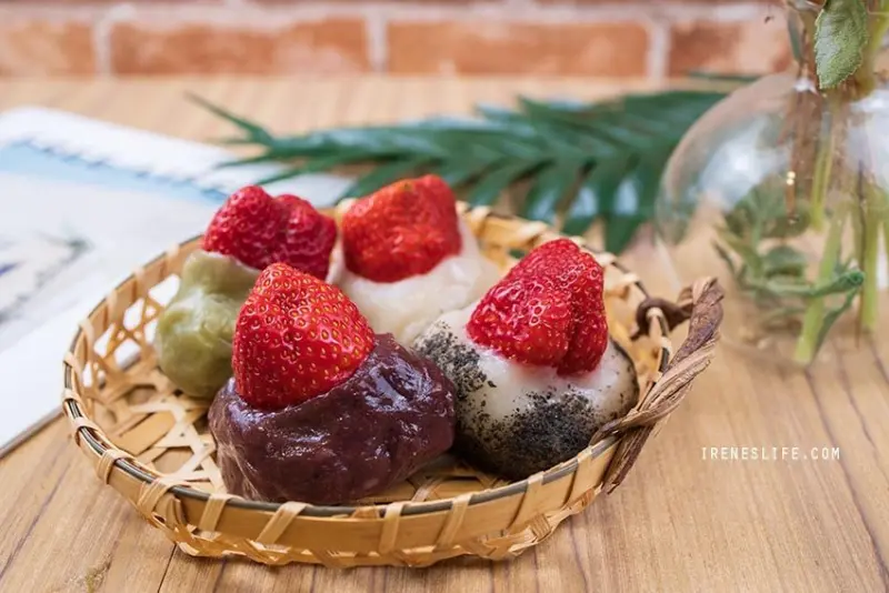 【三重蘆洲】幸福麻糬．黑麻糬的姐妹店，隱藏於市場中的好吃麻糬，草莓、芋泥、鹹蛋黃必吃，還可依喜好客製化