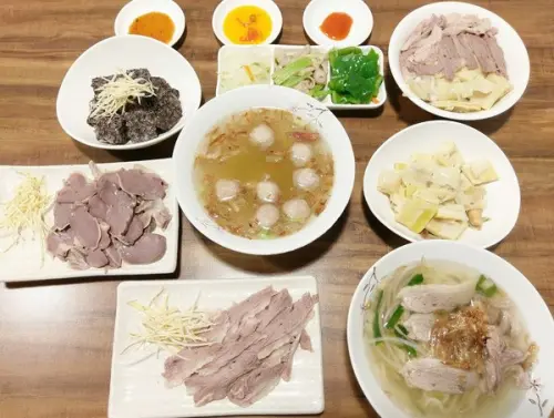 詠樂鵝肉店-台北士林令人驚艷的鵝肉店  雖然距離捷運站有段距離  但我願意為了這味再走一次              