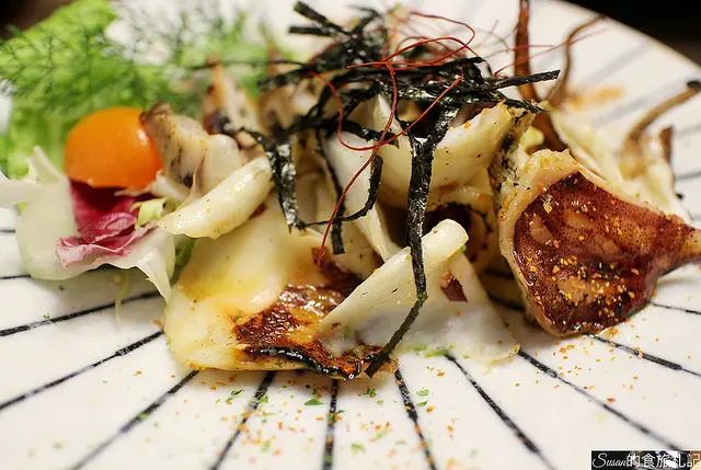 板橋美食|箸肉家串燒居酒屋提供炭燒烤物、炸物、特色的日式屋台料理，週末假日下班三五好友聊天喝酒好地方 深夜食堂 新北板橋