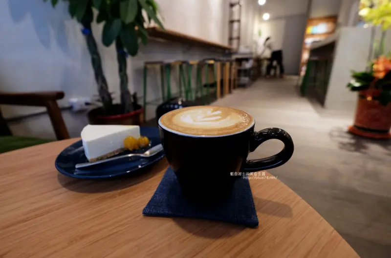 台中西區│葉桂英咖啡-台北搬到台中的咖啡店.不是葉惠美.也不是穆桂英喔 - 藍色起士的美食主義