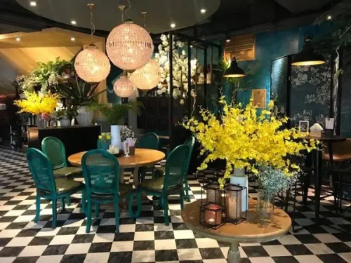 台中市西區 O’IN Tea House草悟道門市 異國料理泰式與港式?!