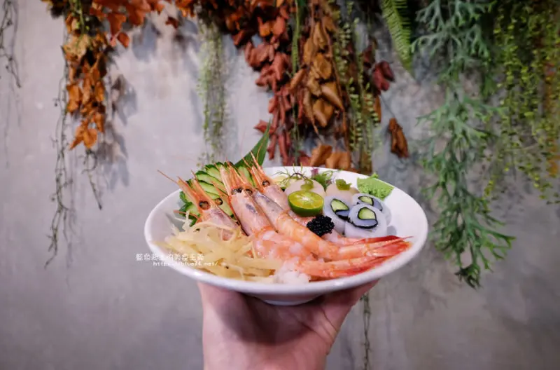 台中西屯│拾飯-逢甲商圈日式料理.味噌湯免費續 - 藍色起士的美食主義