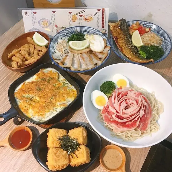 食記 台北美食 / 餐廳  燒肉丼販 銷魂的手沖玫瑰雪花牛麵 捷運西門站 ♡愛亂吃女孩日記♡