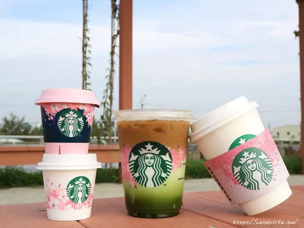 台灣星巴克│美美櫻花系列新上市，除了飲料杯外，星巴克布丁也換上粉色櫻花裝囉~        
      
