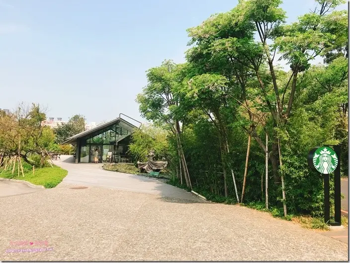 星巴克雲門門市-新北淡水-雲門劇場散步看日落喝咖啡去，親子郊遊好所在附交通路線
