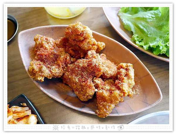 [台南食記] 大韓名鍋‧韓國烤肉(崇明店)~貼心的桌邊代烤服務！雙人套餐好飽足！小菜可續！打卡送肉盤！