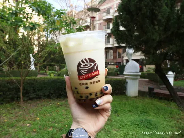 超商美食│7-11〃台中也喝的到7-11的黑糖珍珠撞奶啦!!(內附販售門市資訊)        
      