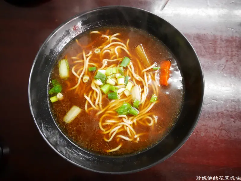 【台中-霧峰區】「大牛比較懶牛肉麵」食全牛肉麵旁