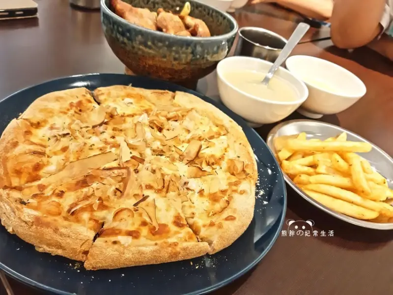 【台中西區】帕斯托ArtPastro│審計新村義式美食│點一份主餐濃湯......