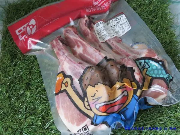 【買肉找我】小鮮肉戰斧豬排，不必出門採買，直接宅配新鮮好食材~