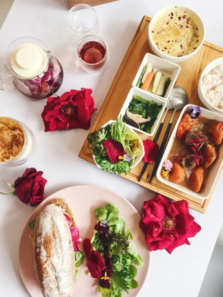 善廸花廚-高雄美術館浪漫玫瑰花餐