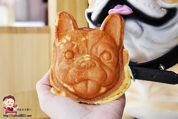 台南超火紅的犬首燒，終於來中壢開賣啦~想吃一定要排隊等！！