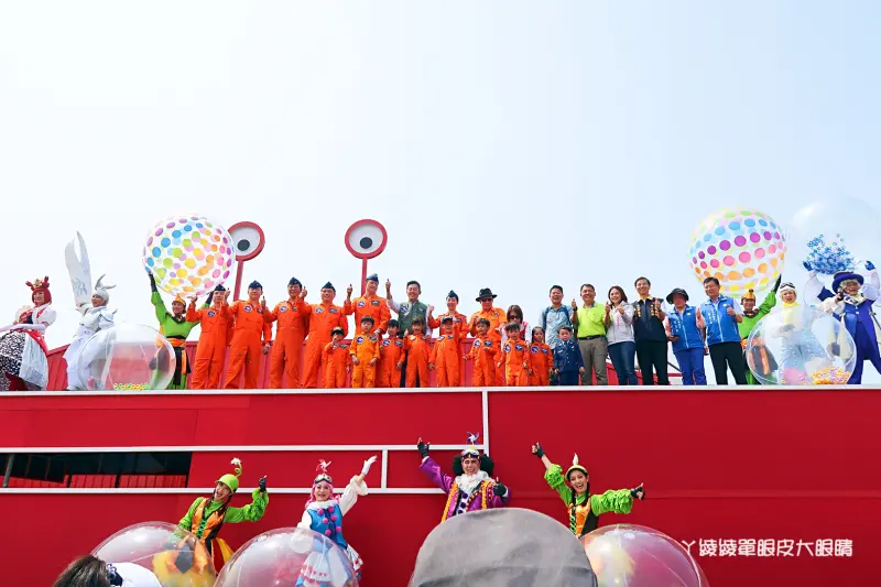 風的運動場！新竹市兒童藝術節活動時間、接駁車交通管制、新竹美食小吃整理、現場照片紀錄 - ㄚ綾綾單眼皮大眼睛