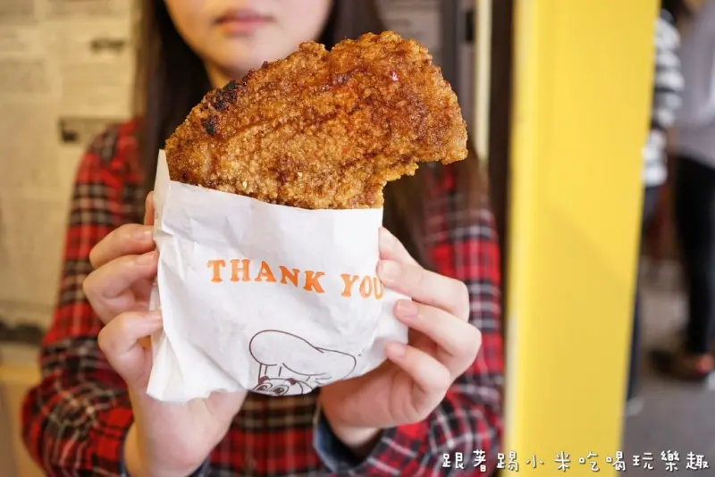 維縈家鄉碳烤雞排(原新竹清大創始店)．先炸再烤少油有碳燒風味脆皮雞排重出江湖啦～--踢小米食記