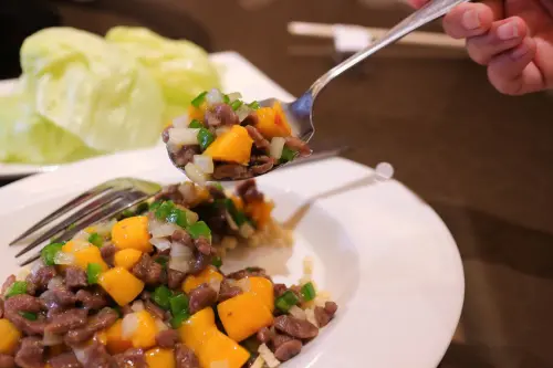 (小巨蛋站)王朝大酒店-玉蘭軒,新推出麻辣川菜賞,芒果盛典,團體聚餐,家人約會,包廂,松山區中式料理(文末贈獎)