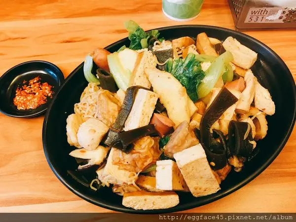 [新北食記] 驚爆！被國中生擠爆的滷味攤？！「東道屋滷味(林口店)」銅板價享受國民小吃~ 