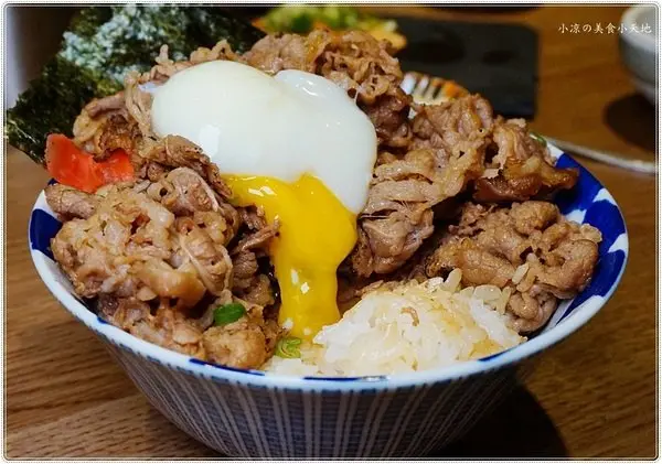 台中大里』牛丁次郎坊║食尚玩家推薦，肉控必吃平價燒肉丼飯，職人定食超人氣美味定食!        
      
