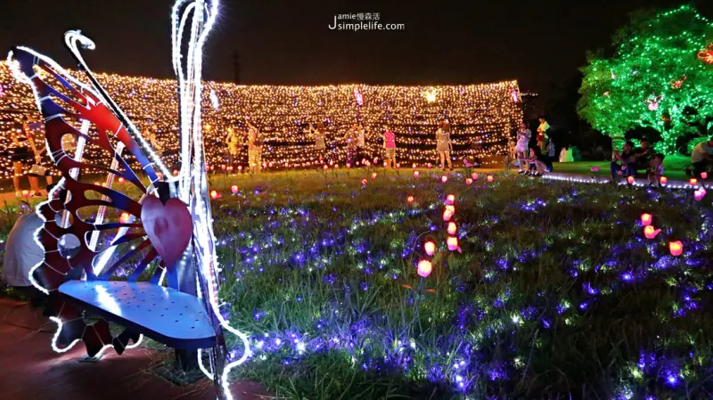 台北｜板橋慢旅 × 蝴蝶公園地景花海，Paul Frank大嘴猴初登場，衣櫃裡點亮生活般新姿態，光影下的美與活力