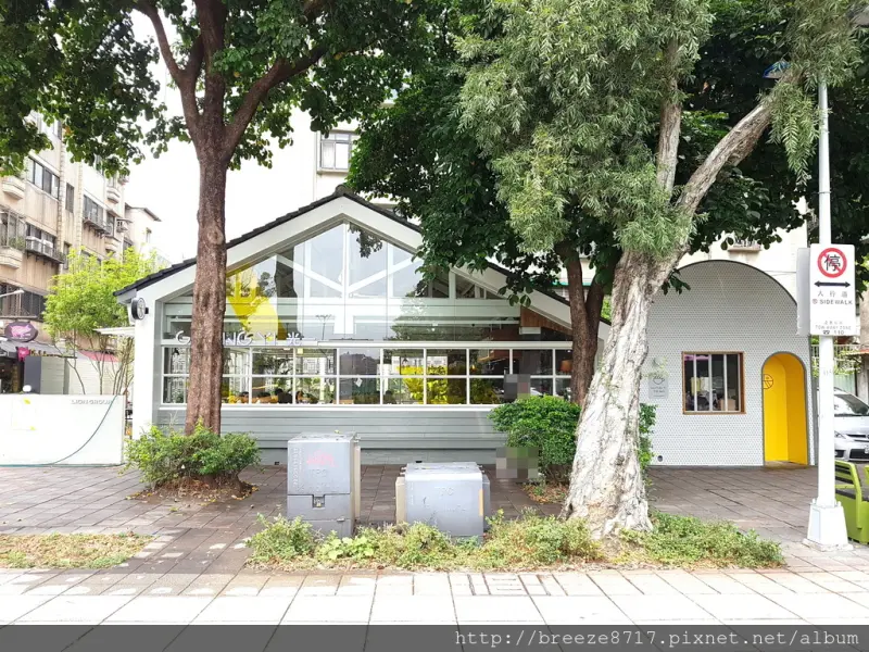 光一肆號｜老宅新韻明亮光透感咖啡餐酒館【台北市】