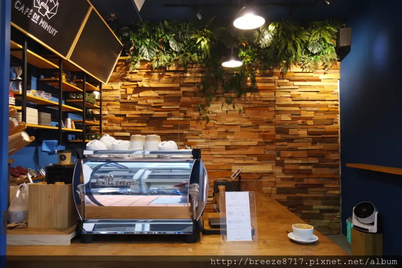 森夜咖啡 Café de Minuit｜清新木質感小店【台北市】