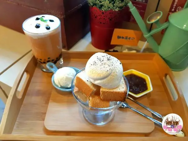 【鹿港】麵麵茶茶用傳統食材，創新美味美食，舒適乾淨的環境讓人好放鬆，