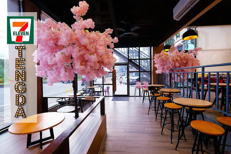 【新竹景點】7-11主題門市｜7-11 騰達TengDa 門市櫻花鐵道風，不用飛出國也能享有坐在櫻花樹下美景的IG打卡照